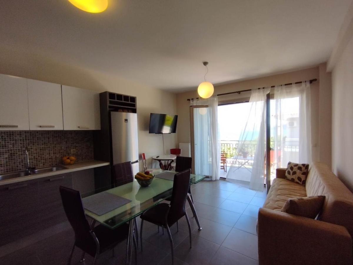 Angelos Apartments Karavomylos Buitenkant foto